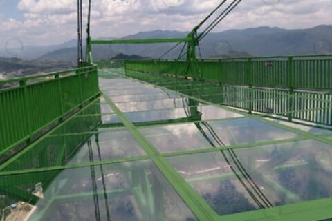 福建苏家山悬挑玻璃观光台